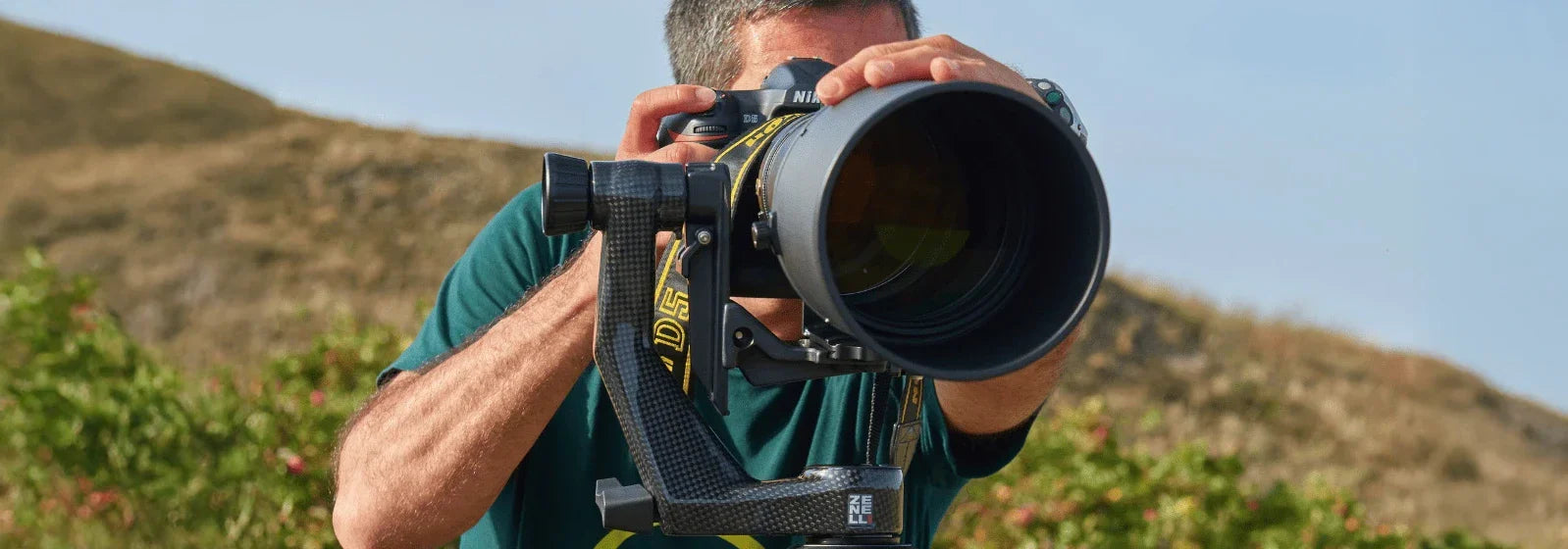 zenelli zx gimbal head for professional wildlife and outdoor photography