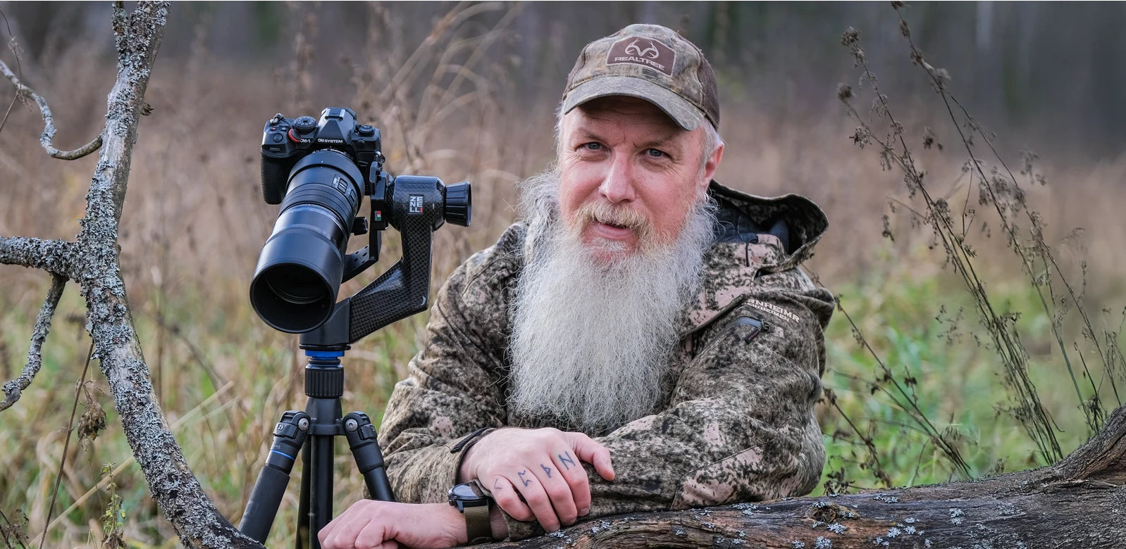 Jo Stenersen with a Zenelli gimbal head