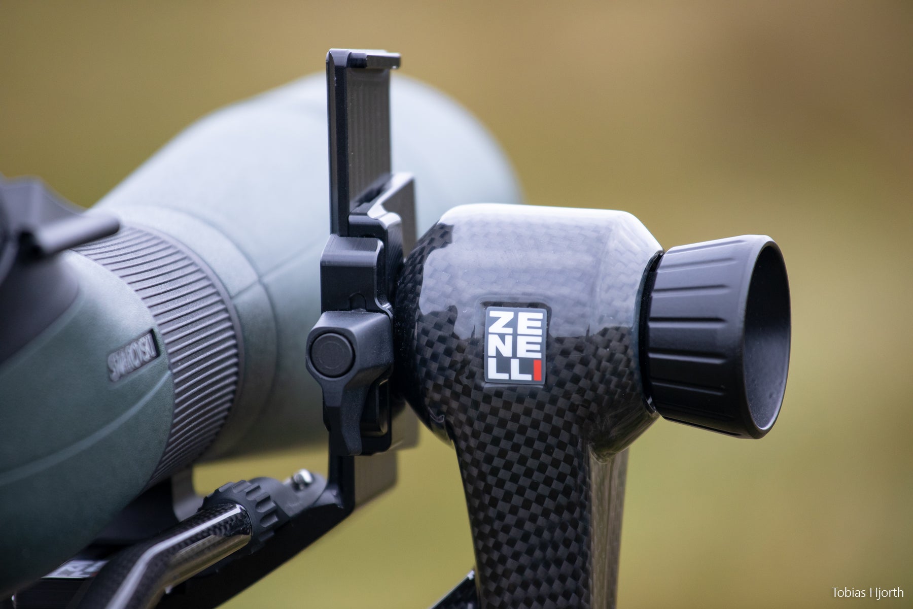 View of carbon gimbal head and tripod head by Zenelli