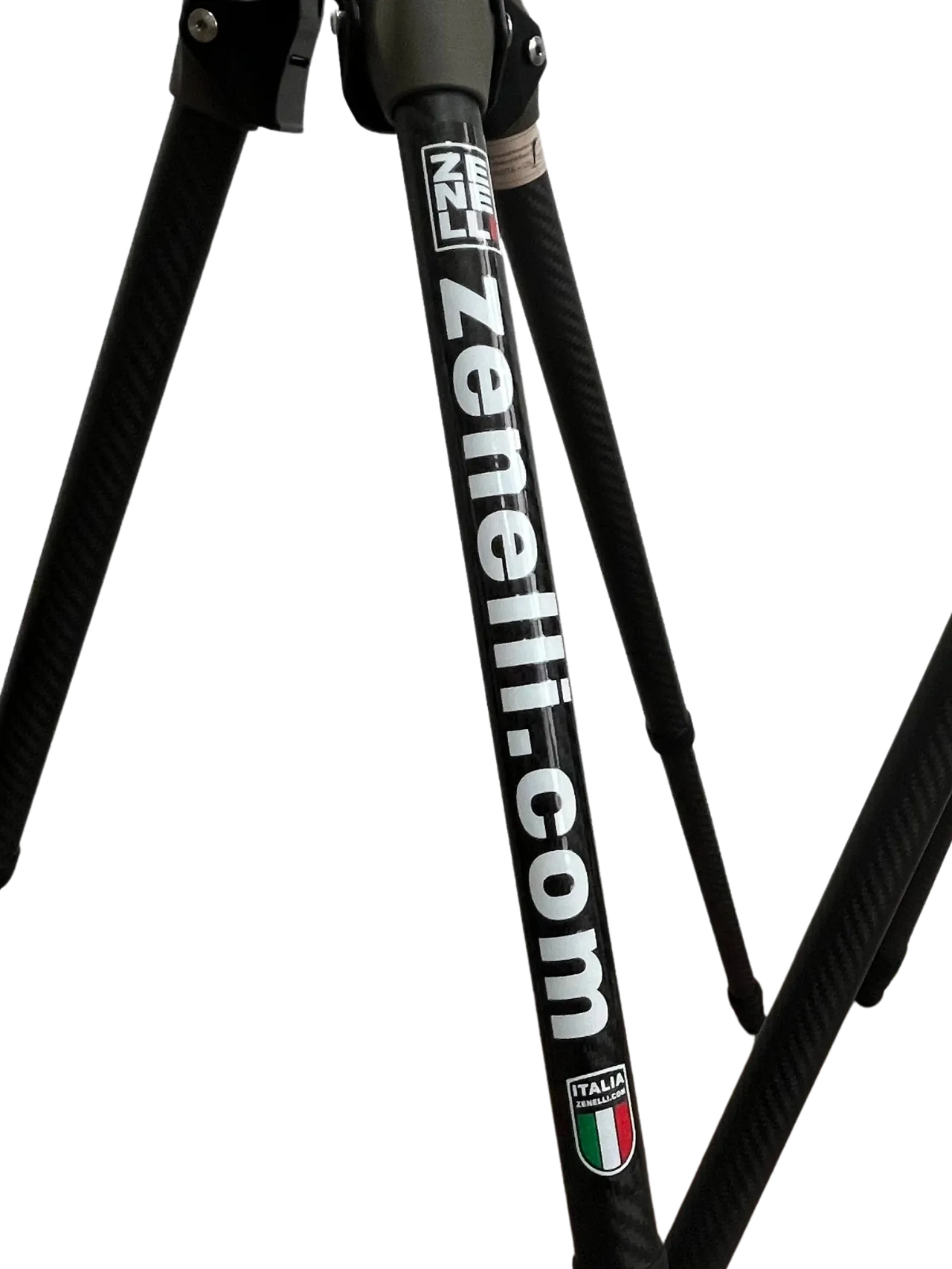 Professional carbon fiber tripod made in Italy for bird photography and long telephoto lenses