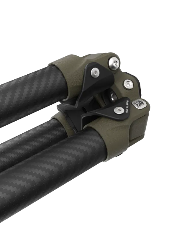portable carbon tripod tc for wildlife photography and travel use