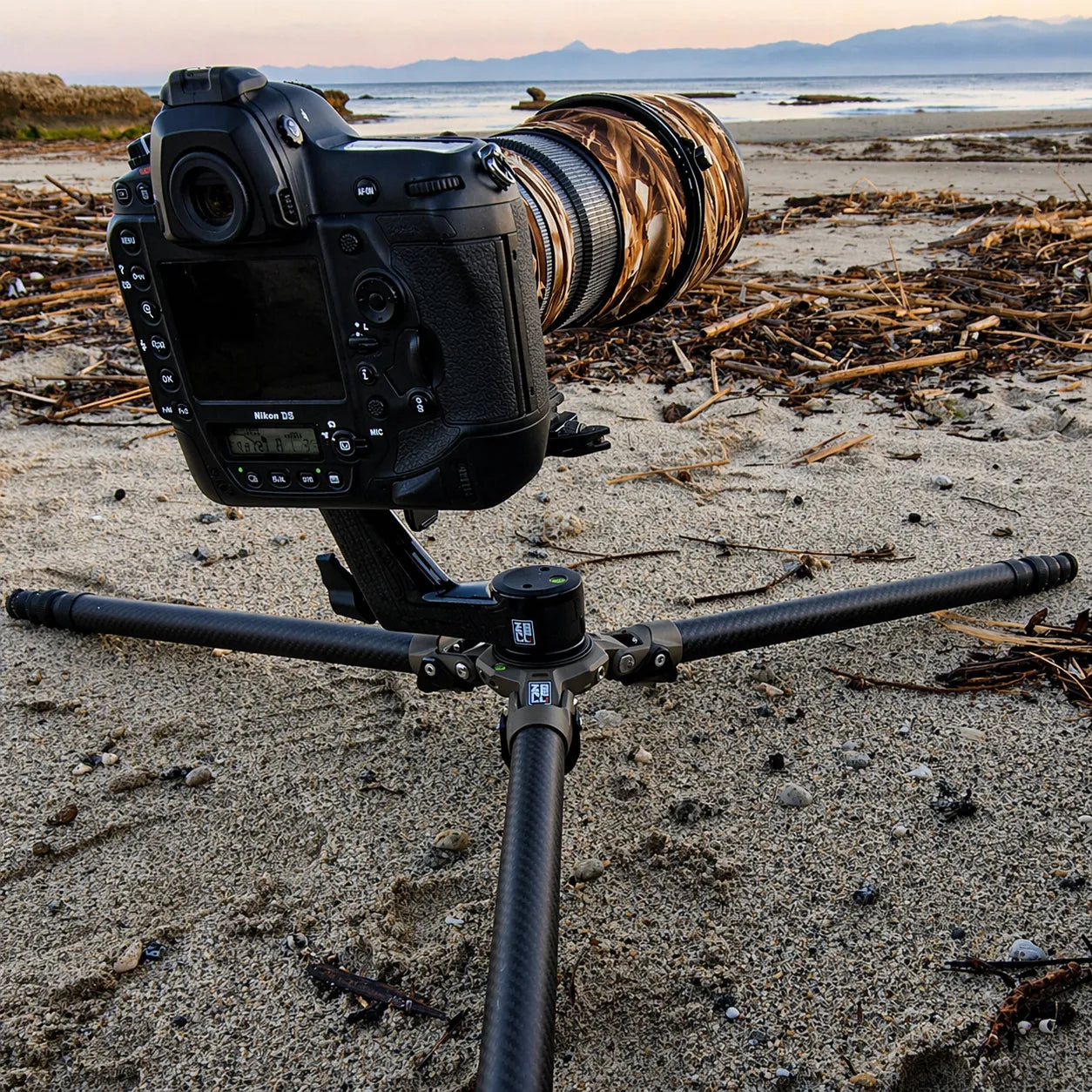 high performance photography equipment for telephoto lenses and wildlife shooting