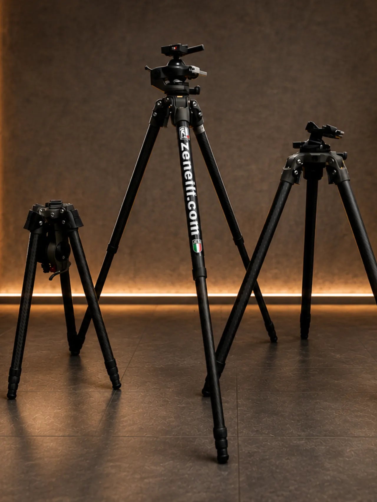 Italian-made carbon fiber tripod with high rigidity for 400mm, 600mm and 800mm lenses